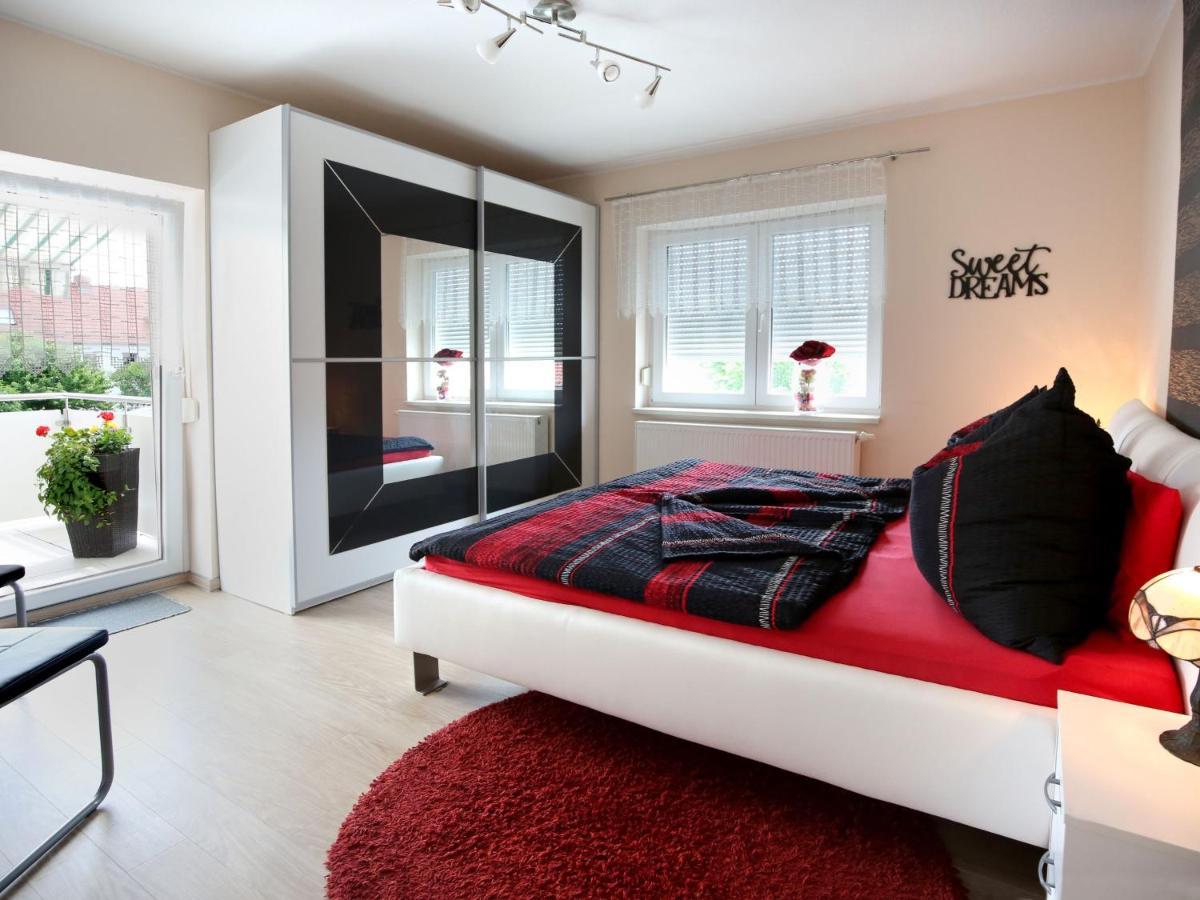 Ferienwohnungen Haus Angela Muehlhausen  Ngoại thất bức ảnh